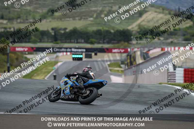 cadwell no limits trackday;cadwell park;cadwell park photographs;cadwell trackday photographs;enduro digital images;event digital images;eventdigitalimages;navarra;no limits trackdays;peter wileman photography;racing digital images;trackday digital images;trackday photos